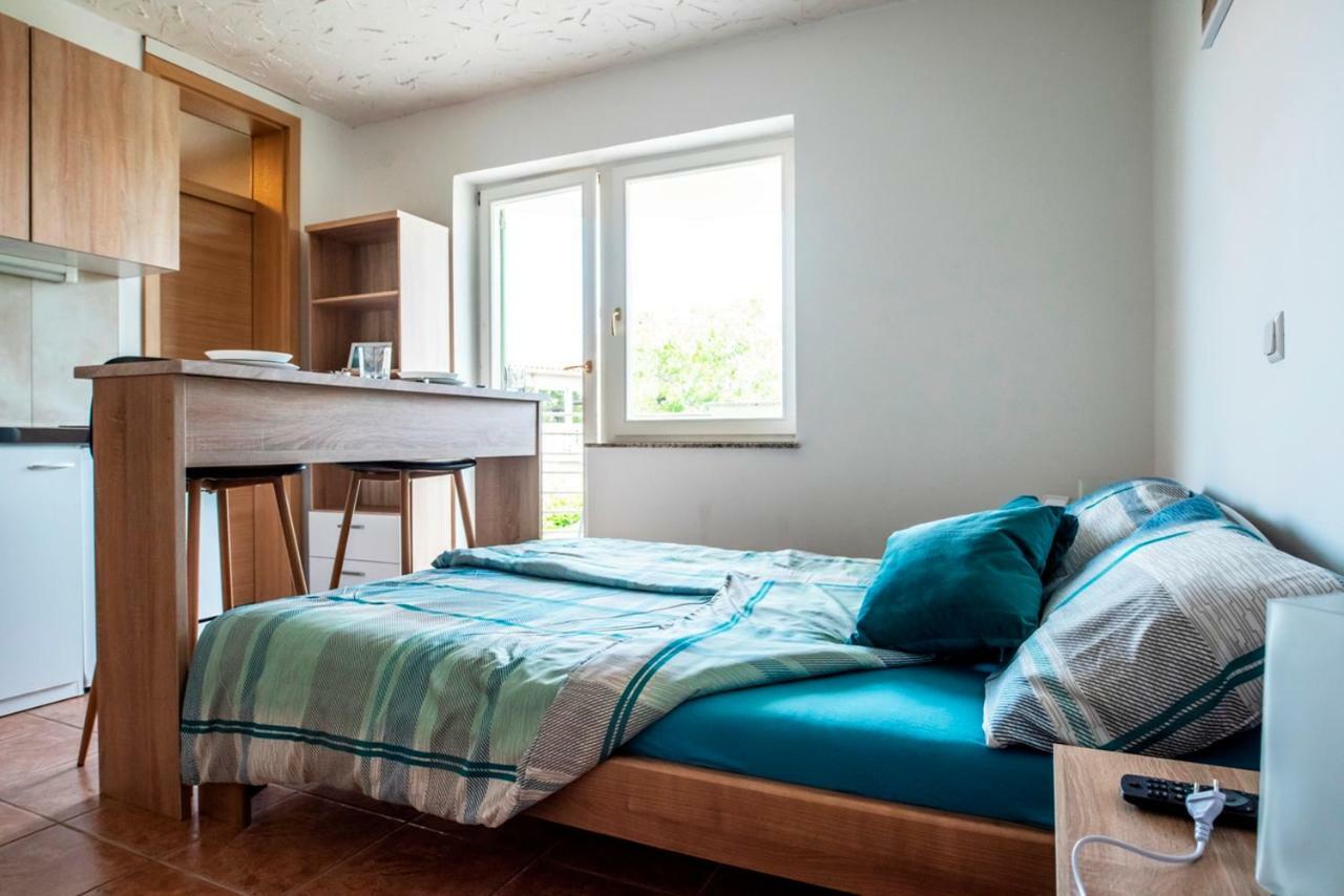 Lavanda Apartments&Studios Pinezici  Luaran gambar