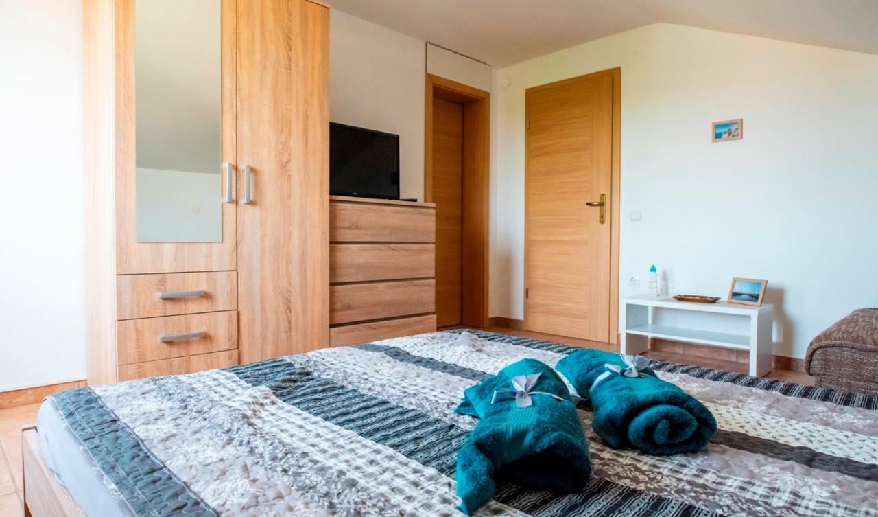 Lavanda Apartments&Studios Pinezici  Luaran gambar