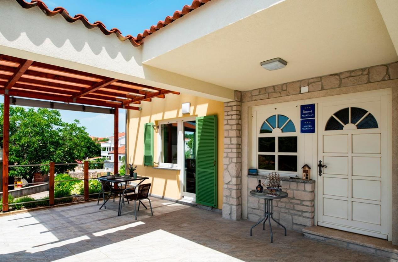 Lavanda Apartments&Studios Pinezici  Luaran gambar